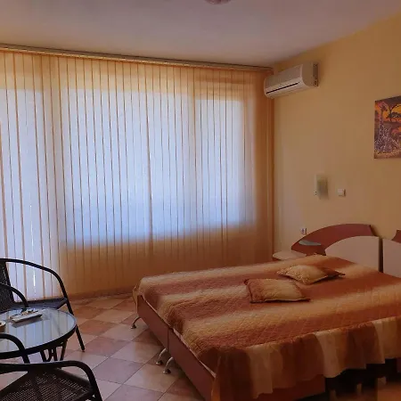 Venis Hotel